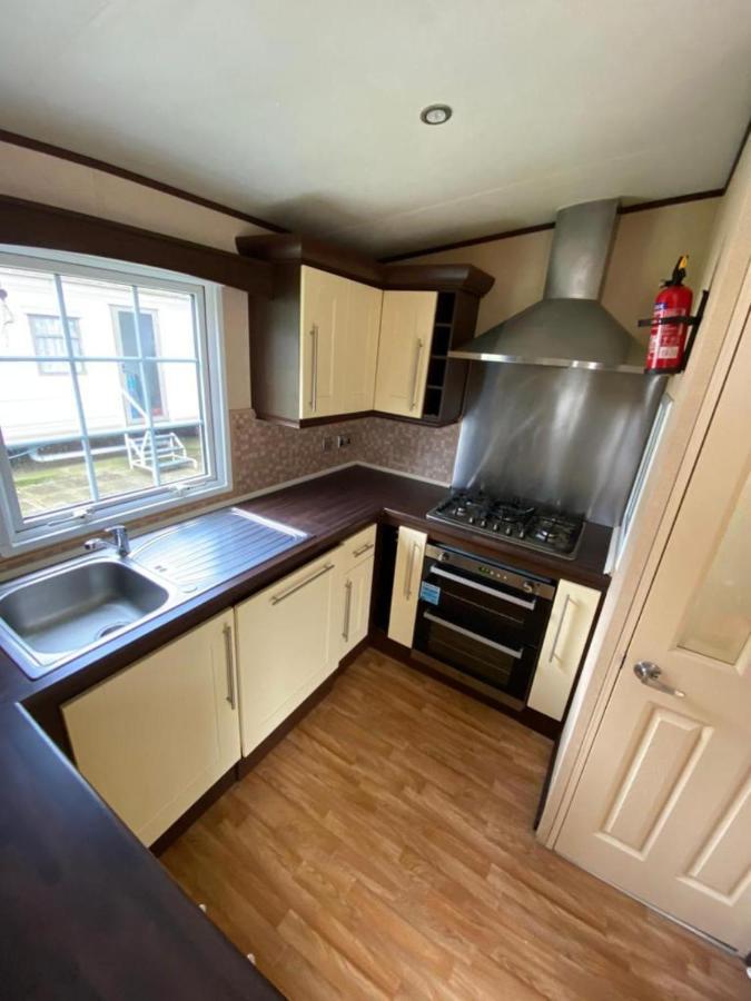 Kellys Holiday Homes Westwood 2 Bedrooms Caravan Weeley Exterior photo